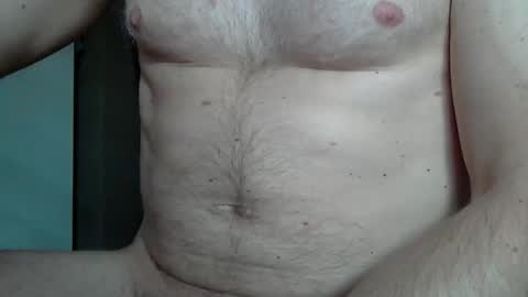 Snapshot of funguy1979100 chatting on May 21, 11:34 pm funguy1979100 online show from May 21, 11:34 pm