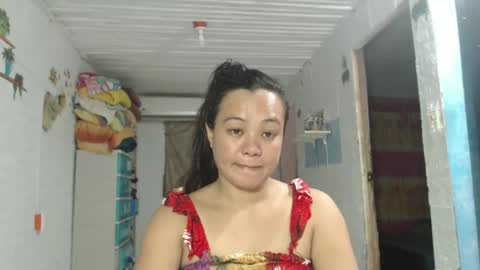 Snapshot of funluvnpinay4u chatting on October 8, 5:27 am MAE online show from October 8, 5:27 am