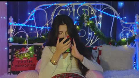 Tiffany online show from January 4, 2:25 am