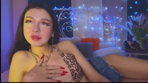 Tiffany online show from March 5, 11:38 pm