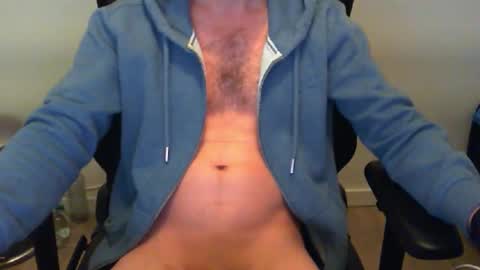 YWhiteNiceMan online show from February 6, 11:08 pm