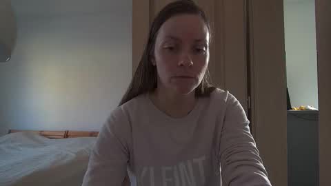 Snapshot of funservice chatting on November 19, 1:33 pm funservice online show from November 19, 1:33 pm