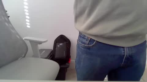 funsillysausage online show from October 22, 9:53 am
