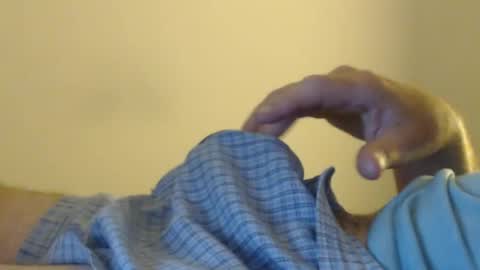 Snapshot of funtime072 chatting on March 10, 11:42 am funtime072 online show from March 10, 11:42 am