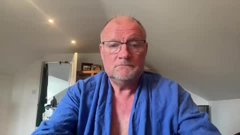 funtime88888 online show from March 31, 9:53 am