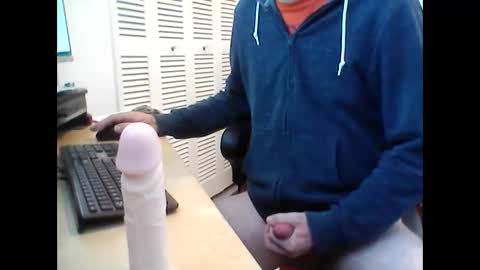 Funtimes3957 online show from January 6, 9:43 pm