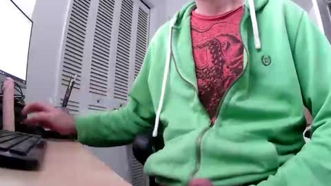 Funtimes3957 online show from December 14, 7:18 pm