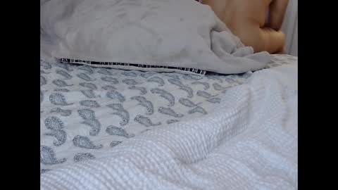 Snapshot of funtimz16 chatting on March 8, 6:47 pm Funtimz16 online show from March 8, 6:47 pm