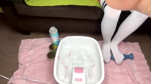 funwithprettyfeet online show from January 20, 10:59 pm