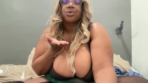 Snapshot of furykat1 chatting on December 14, 7:40 pm furykat1 online show from December 14, 7:40 pm