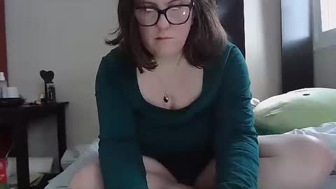 fuzzypeaches87 online show from January 11, 7:41 pm