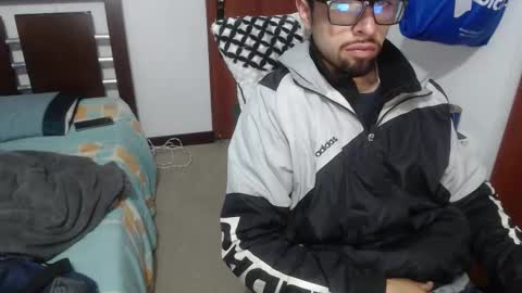 andrew online show from October 26, 3:12 am