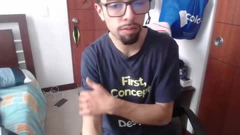 andrew online show from October 26, 3:18 pm