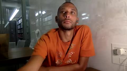 fvvkboyy online show from April 7, 9:04 pm