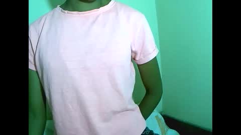 Snapshot of fyah1027 chatting on October 23, 8:40 pm fyah1027 online show from October 23, 8:40 pm