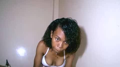 Snapshot of fyah1027 chatting on November 18, 8:52 am fyah1027 online show from November 18, 8:52 am