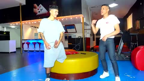 FYOTTY online show from December 7, 6:15 pm