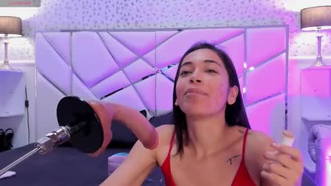 gabbieskinny online show from March 28, 11:10 am