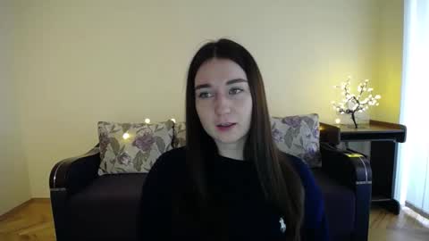 Jaklin online show from January 11, 9:04 am