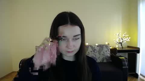 Jaklin online show from February 1, 9:00 am