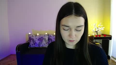 Jaklin online show from February 9, 12:30 pm