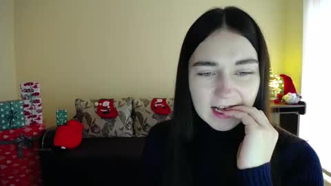 Jaklin online show from December 17, 9:26 am