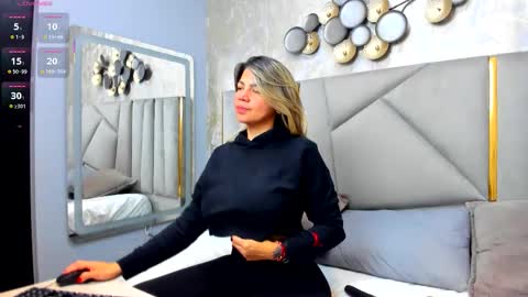 Gaby Santos online show from March 25, 12:22 pm