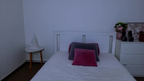 GabiCarter online show from October 16, 7:09 am