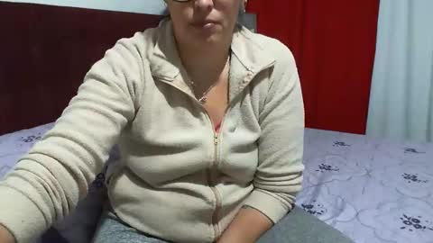 gaby  layla online show from October 16, 6:31 pm