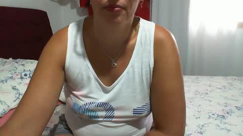 gaby  layla online show from January 12, 7:41 pm