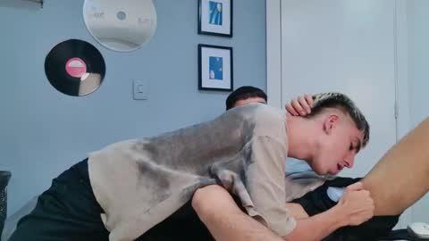 Snapshot of gabriel_and_geronimo chatting on September 26, 11:42 pm gabriel_and_geronimo online show from September 26, 11:42 pm