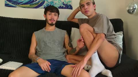 gabriel_and_geronimo online show from April 15, 7:43 pm