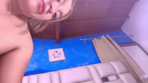 gabriela online show from February 3, 7:31 pm