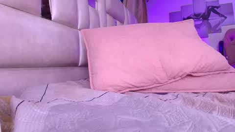 gabriela online show from September 10, 8:20 pm