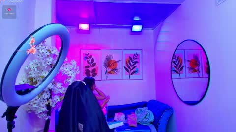 Gabby  online show from April 23, 12:15 pm