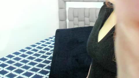 Snapshot of gabriela_ponce chatting on May 31, 10:44 pm gabriela ponce online show from May 31, 10:44 pm