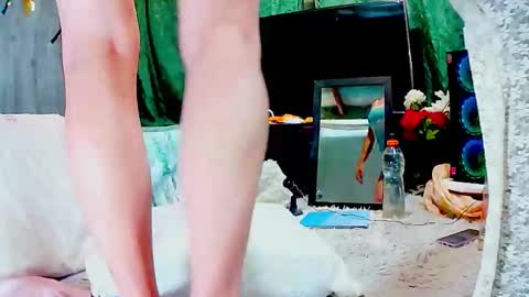 Gabriella Lopez online show from December 3, 2:15 pm