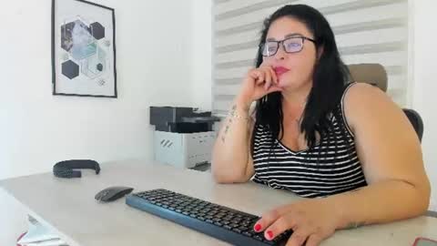 Gabriela online show from August 4, 8:44 pm