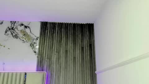 Gabriela Kassi online show from September 19, 11:00 am