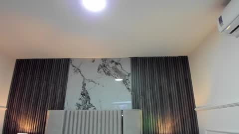 Gabriela Kassi online show from April 19, 11:20 am