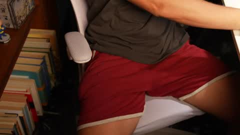 Snapshot of gabrielebaggi93 chatting on August 9, 6:24 pm twokano online show from August 9, 6:24 pm
