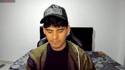 Snapshot of gabrieljr99 chatting on September 19, 4:36 am Gabe online show from September 19, 4:36 am