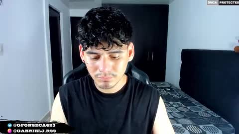 Snapshot of gabrieljr99 chatting on October 29, 3:53 am Gabe online show from October 29, 3:53 am