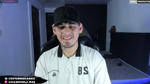 Snapshot of gabrieljr99 chatting on November 10, 4:55 am Gabe online show from November 10, 4:55 am