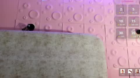 Snapshot of gabriella27_ chatting on May 20, 11:38 am gabriella online show from May 20, 11:38 am