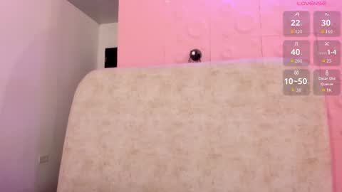 Snapshot of gabriella27_ chatting on July 6, 1:08 pm gabriella online show from July 6, 1:08 pm