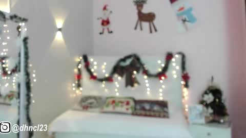 Snapshot of gabriellahoney18 chatting on December 18, 11:30 pm Gabriella online show from December 18, 11:30 pm