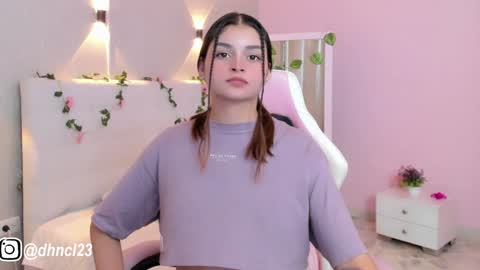 Snapshot of gabriellahoney18 chatting on January 23, 8:45 pm Gabriella online show from January 23, 8:45 pm
