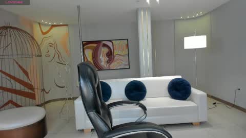 Gabriella Lee online show from April 23, 3:19 am