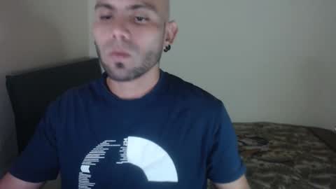 Snapshot of gabrielle_ramirez chatting on May 26, 9:11 pm Gabriel online show from May 26, 9:11 pm
